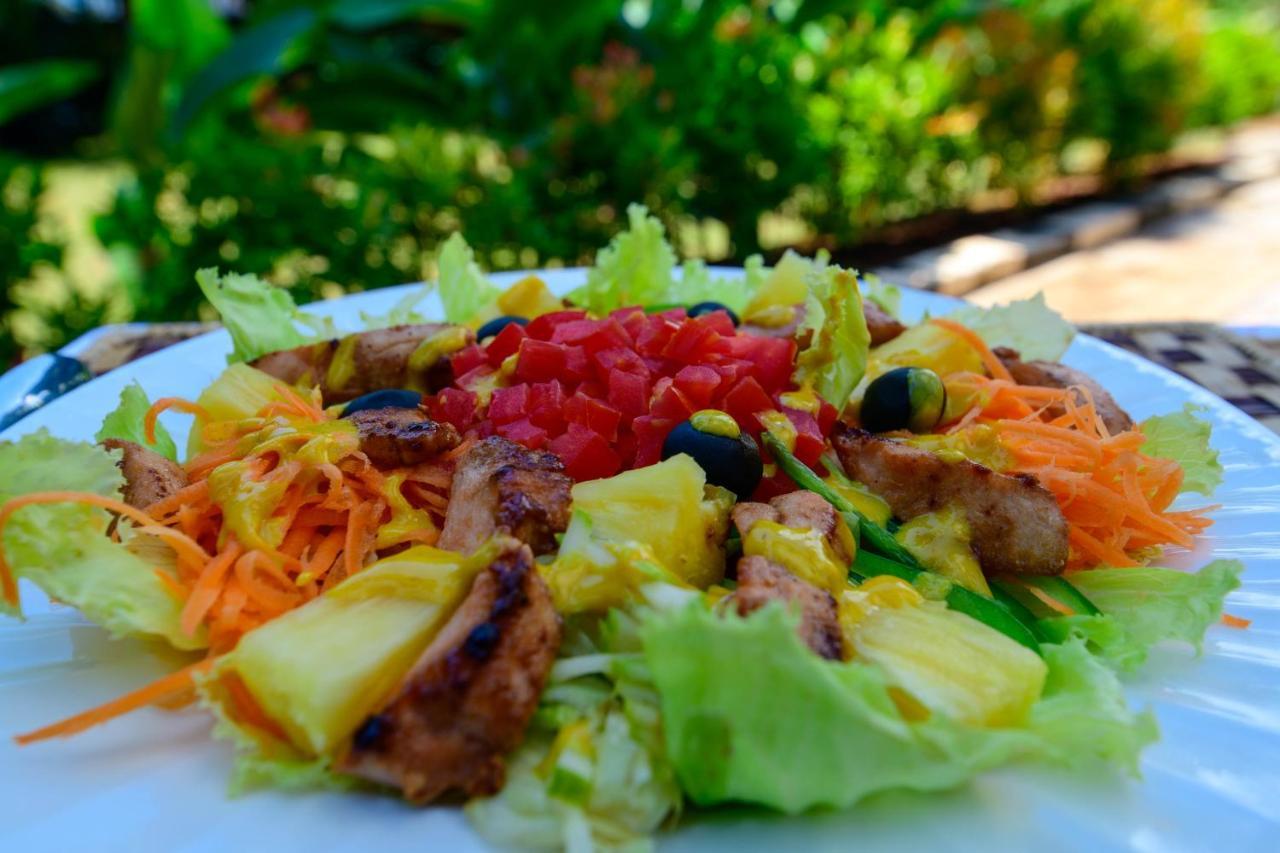 Cycad Entebbe Guest House Zewnętrze zdjęcie