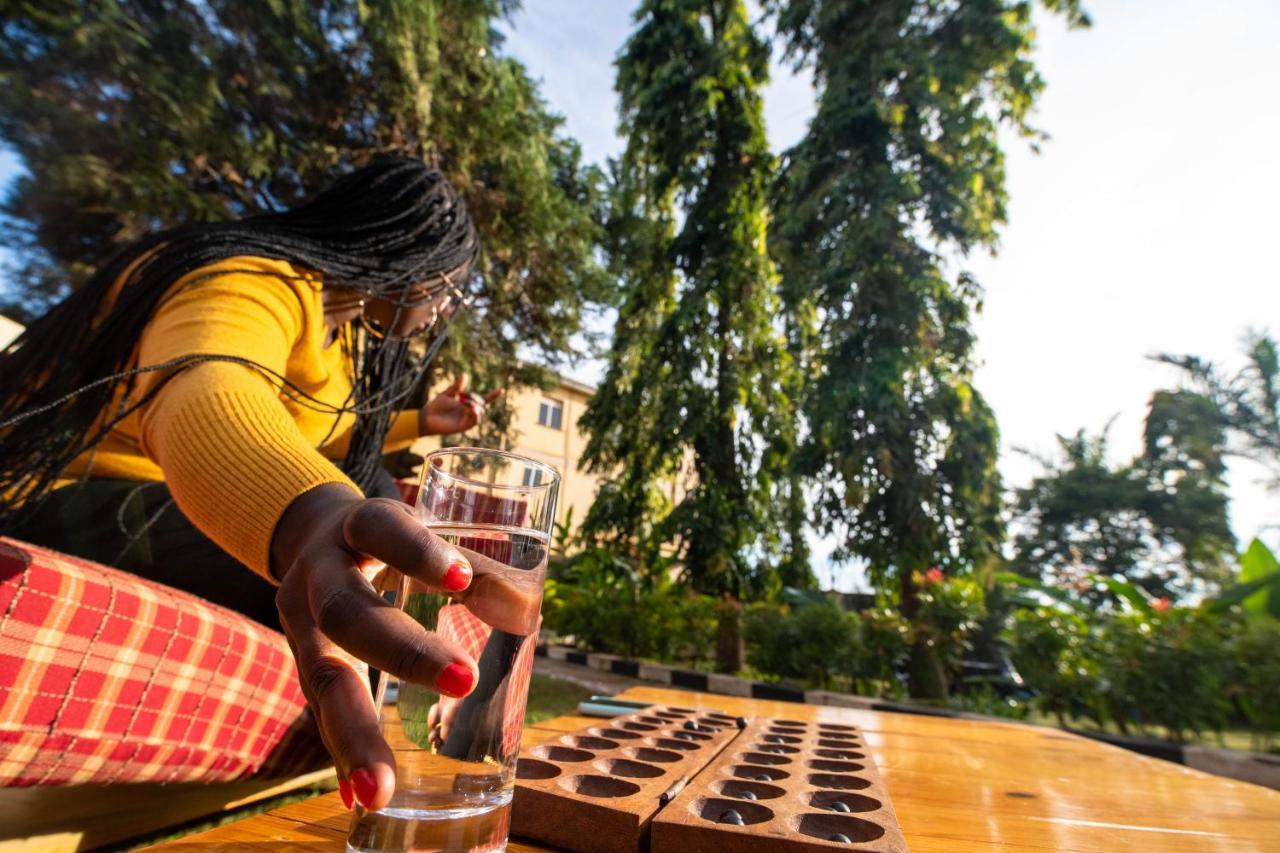 Cycad Entebbe Guest House Zewnętrze zdjęcie